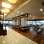 Hotel Ramada By Wyndham 4*