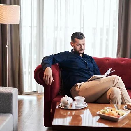 Hotel Ramada By Wyndham Podgorica