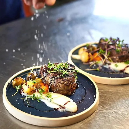 Ramada By Wyndham 4*