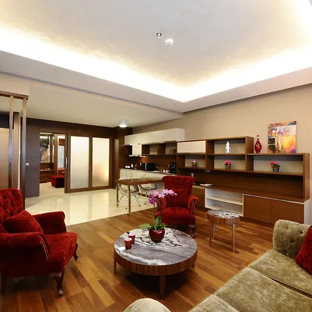 Hotel Ramada By Wyndham 4*