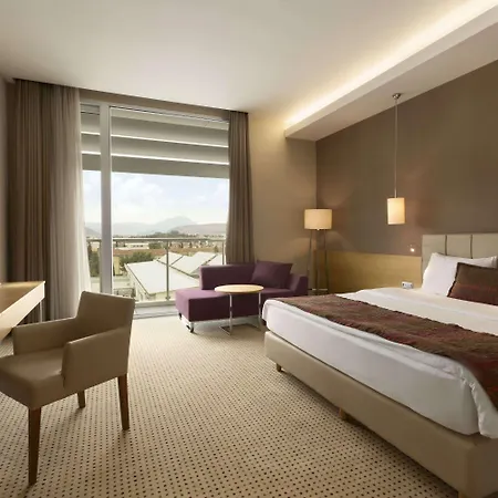 Ramada By Wyndham Podgorica
