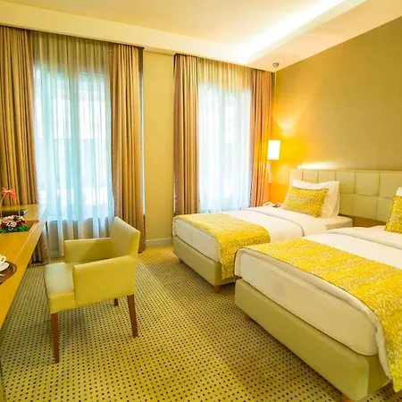 Ramada By Wyndham