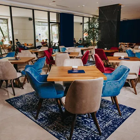 Ramada By Wyndham 4*