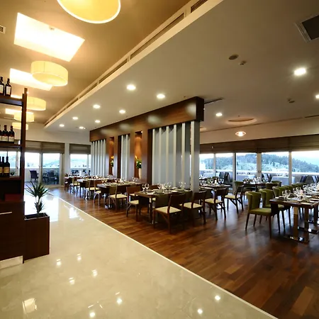 Hotel Ramada By Wyndham 4*