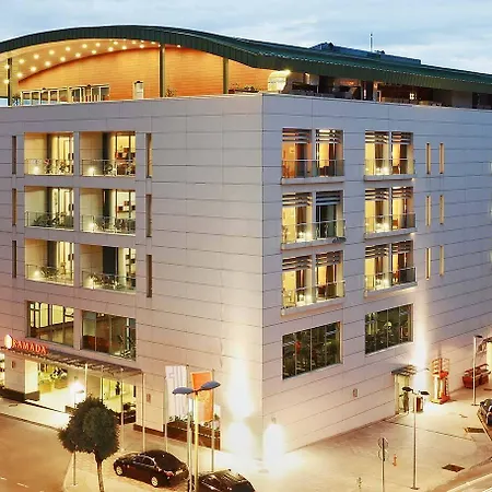 Ramada By Wyndham פודגוריצה