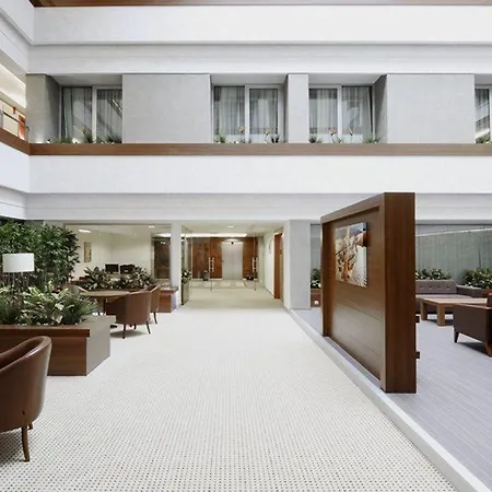 Hotel Ramada By Wyndham
