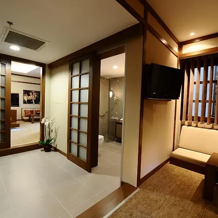 Ramada By Wyndham Hotel