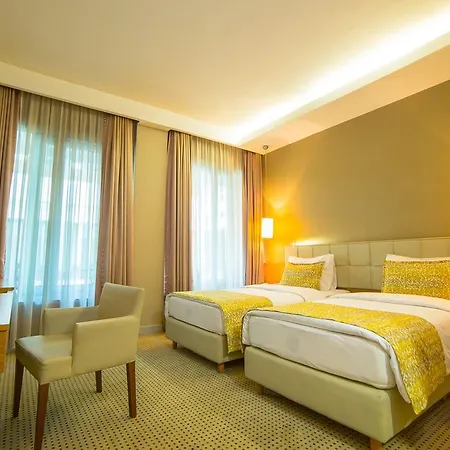 Ramada By Wyndham 4*