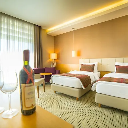 Hotel Ramada By Wyndham Podgorica