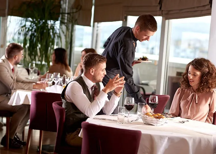 Ramada By Wyndham 4*