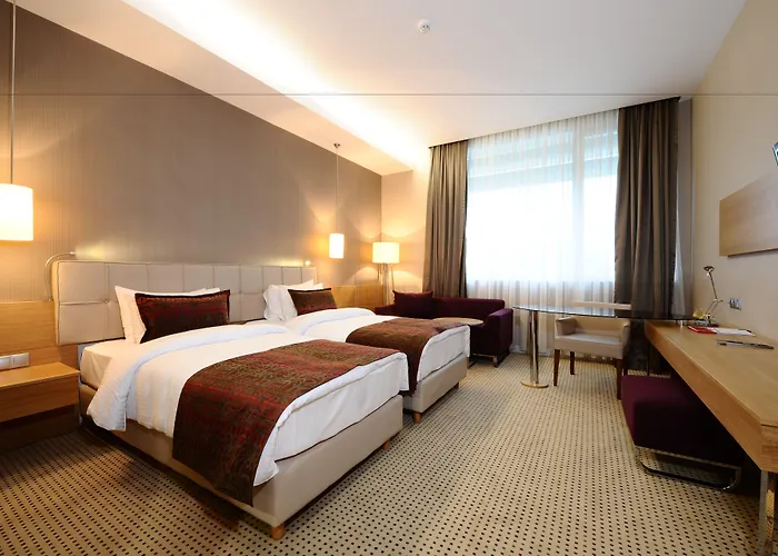 Hotell Ramada By Wyndham Podgorica