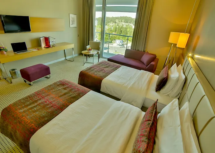 Hotell Ramada By Wyndham 4*